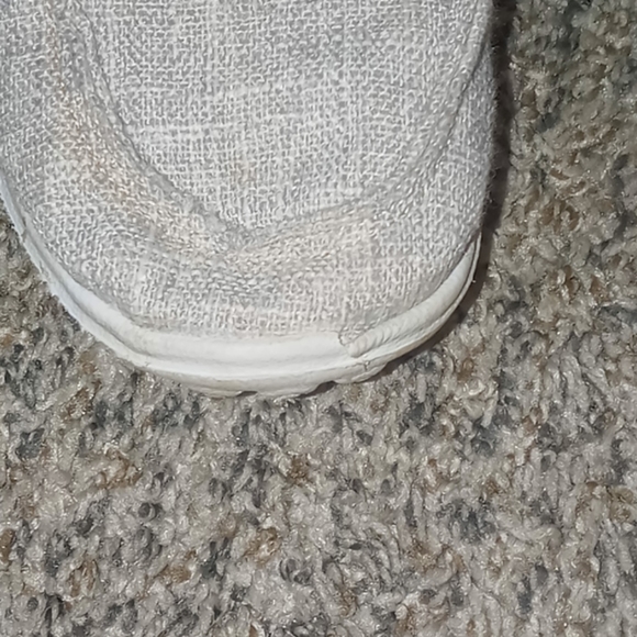 Shoes - Picture 5 of 5